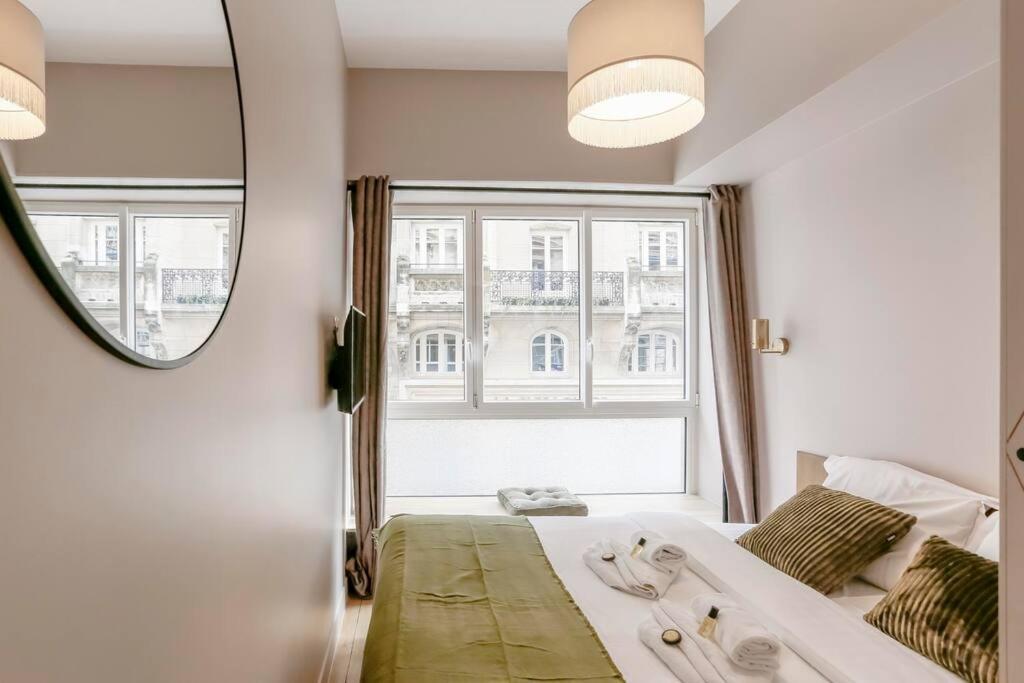 Modern 2 Bedrooms Near Louvre باريس المظهر الخارجي الصورة