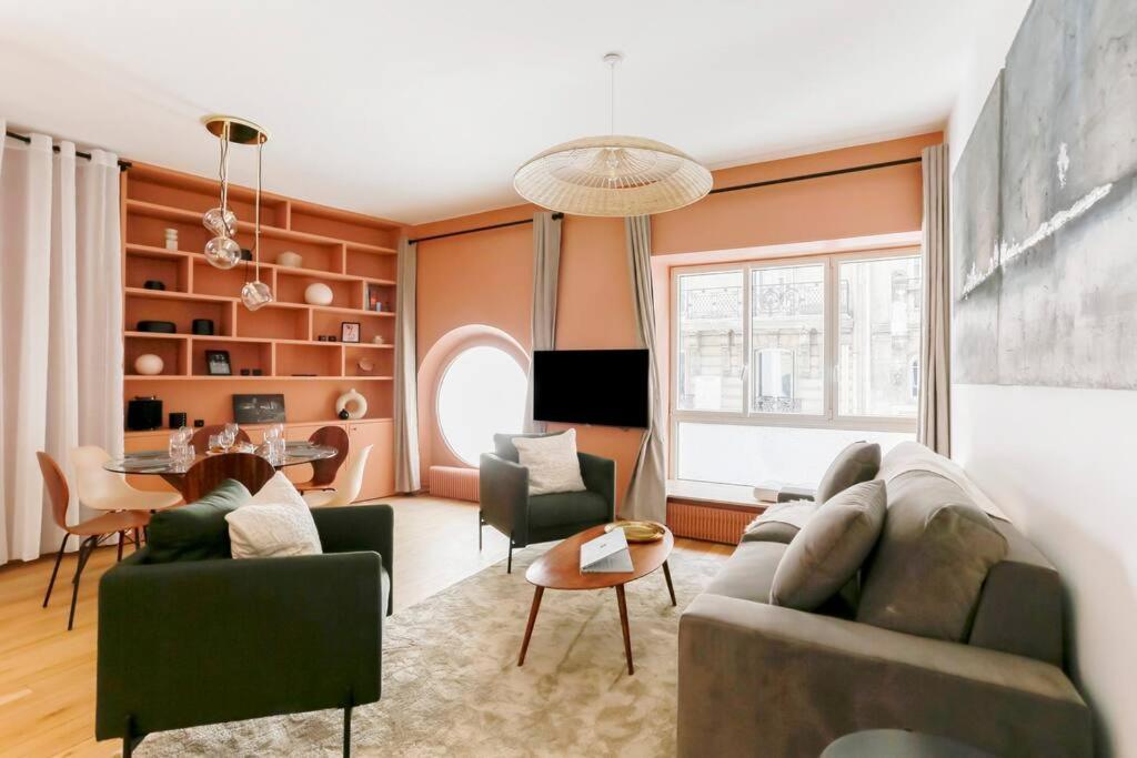 Modern 2 Bedrooms Near Louvre باريس المظهر الخارجي الصورة